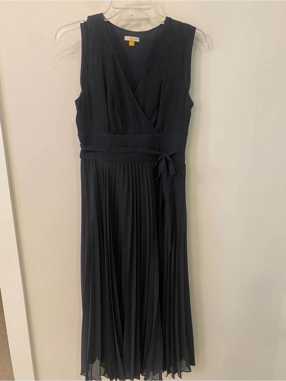 leifsdottir Navy Sleeveless Pleated Midi Dress with Waist Tie